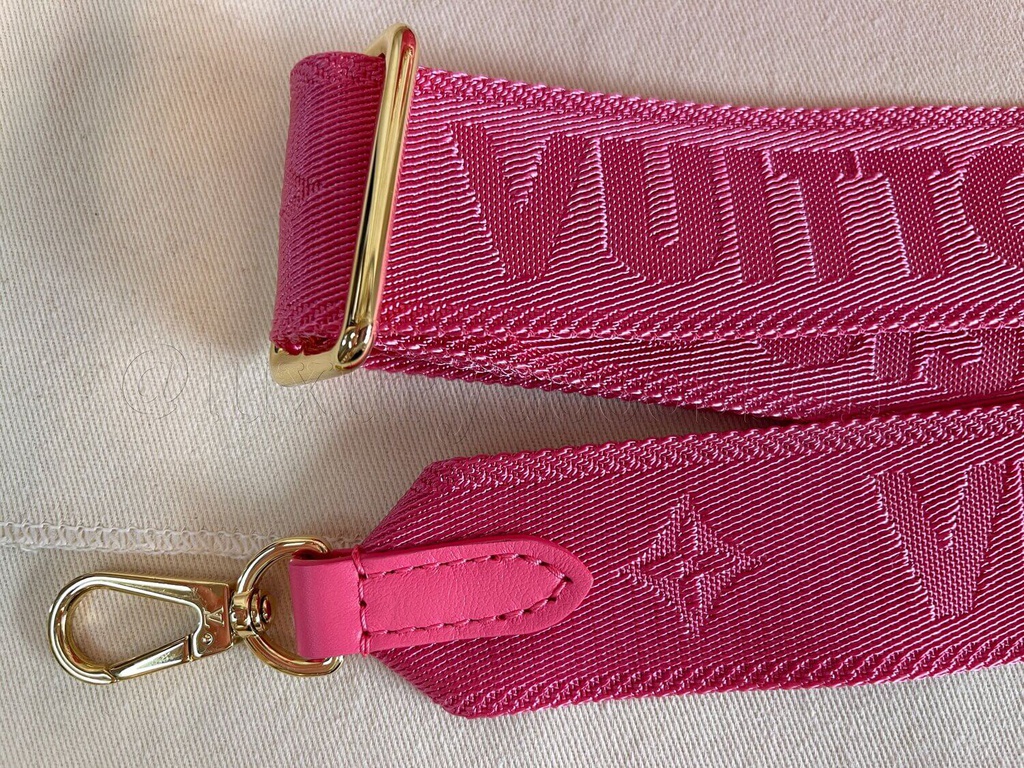 100% Original Louis Vuitton Over the Moon bubblegram collection